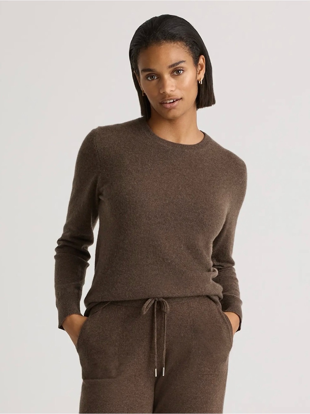 Quince Mongolian Cashmere Crewneck Sweater in Brown - Small